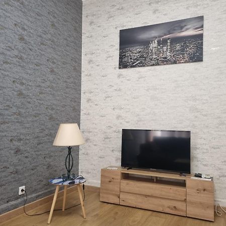Appartement Au Coeur De La Ville Шалон-сюр-Сон Екстериор снимка